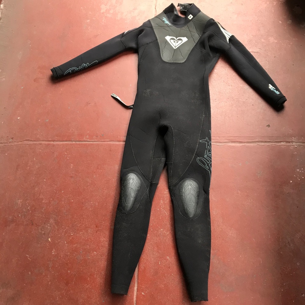 Roxy 4/3 mm full women’s wetsuit size 6